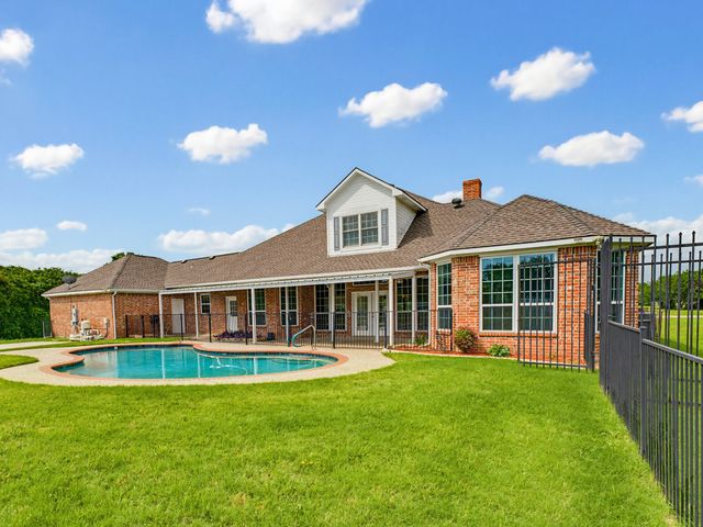 201 Willowcrest, Rockwall, TX 75032
