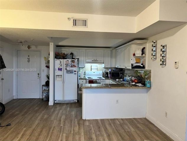 3500 Coral Way 513, Miami, FL 33145