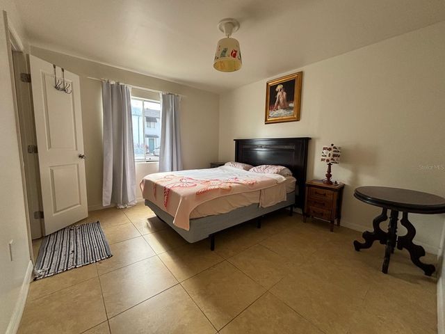 4349 S SEMORAN BOULEVARD 5, Orlando, FL 32822