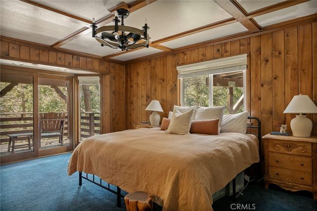915 Trinity, Lake Arrowhead, CA 92352