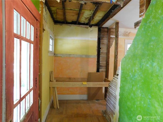 7217 4th Avenue NW, Seattle, WA 98117