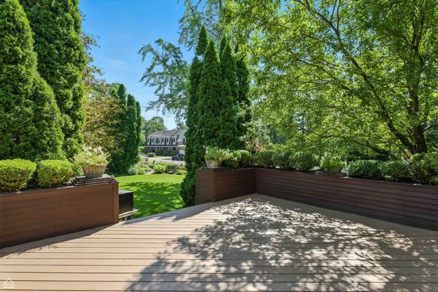 5901 N Newark Avenue, Chicago, IL 60631