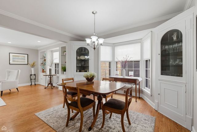 5901 N Newark Avenue, Chicago, IL 60631