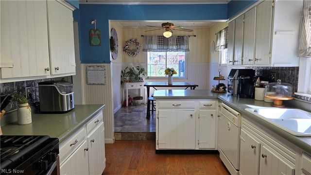 2209 16th Street, Parkersburg, WV 26101