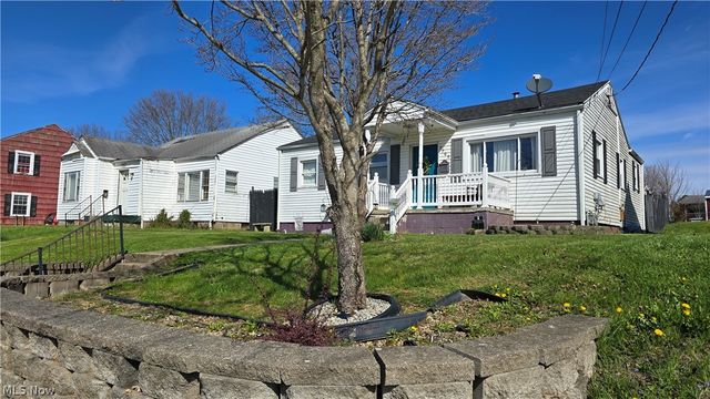 2209 16th Street, Parkersburg, WV 26101