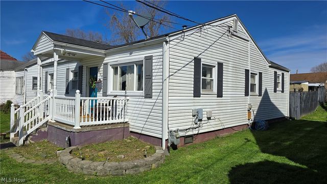 2209 16th Street, Parkersburg, WV 26101
