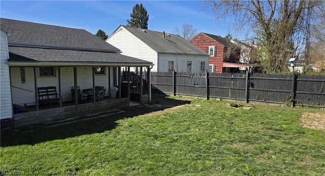 2209 16th Street, Parkersburg, WV 26101