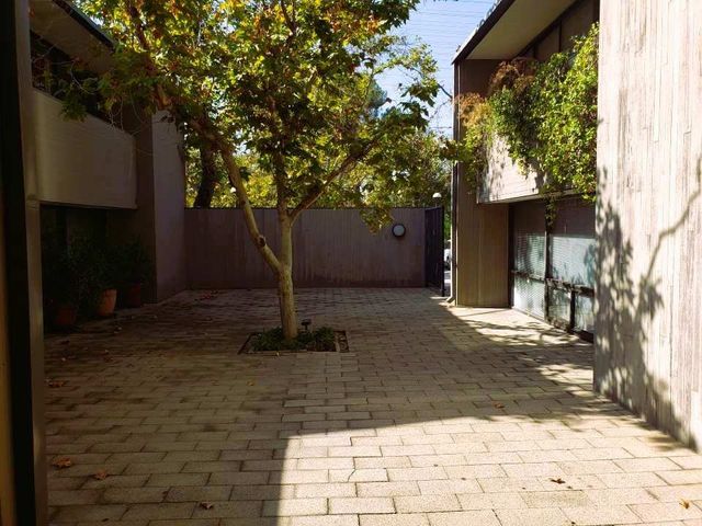 930 Colorado Boulevard 1, Los Angeles, CA 90041