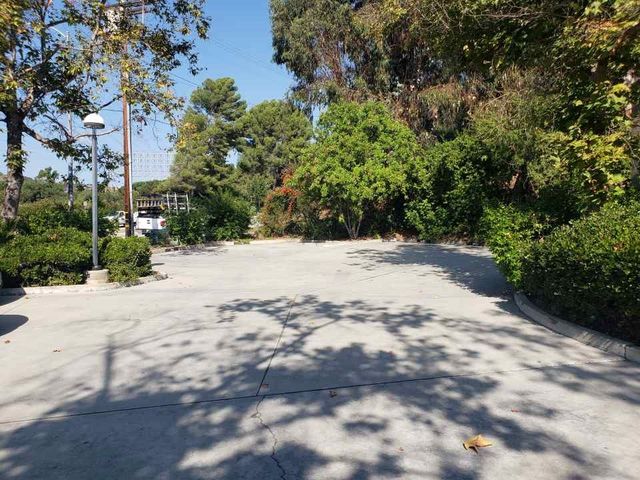 930 Colorado Boulevard 1, Los Angeles, CA 90041