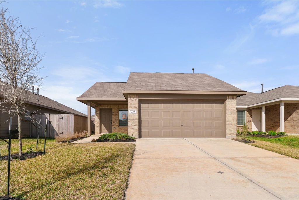 17715 Grove Hill Drive, Hockley, TX 77447