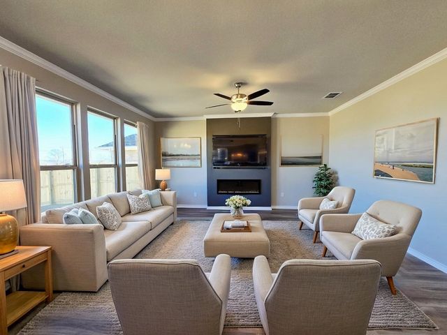 1513 Grace Acres Lane, Longview, TX 75605