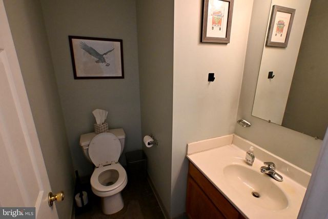 2045 E DAUPHIN ST, Philadelphia, PA 19125