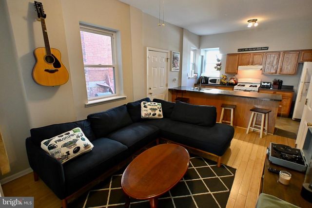 2045 E DAUPHIN ST, Philadelphia, PA 19125