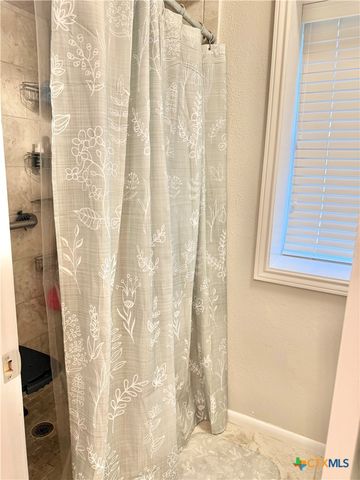 109 Park Place, Port Lavaca, TX 77979