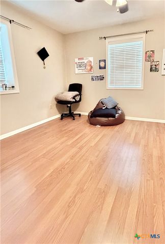 109 Park Place, Port Lavaca, TX 77979