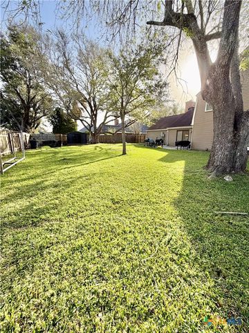 109 Park Place, Port Lavaca, TX 77979
