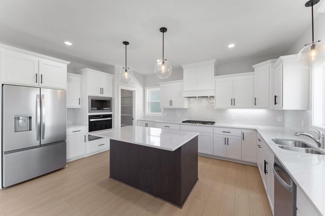 5337 177th Street W, Lakeville, MN 55044