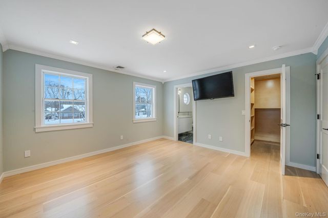 7 Sander Court, Middle Island, NY 11953