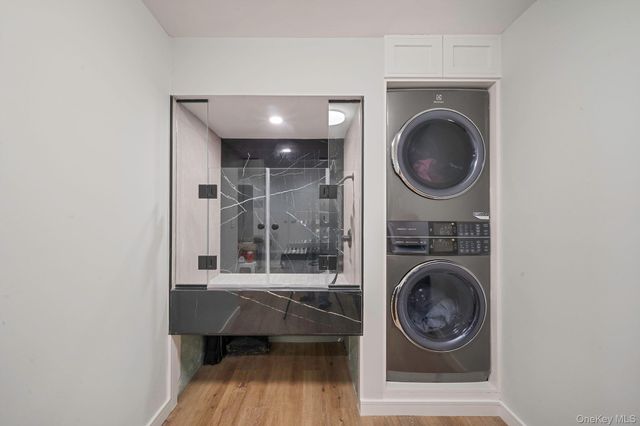 7 Sander Court, Middle Island, NY 11953