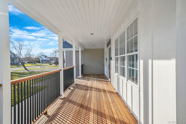 7 Sander Court, Middle Island, NY 11953