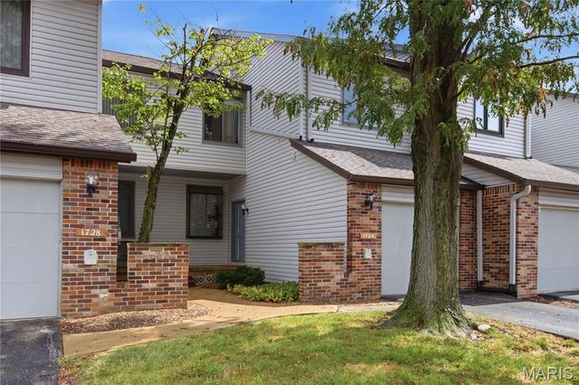 1724 Pineberry Court, Unincorporated, MO 63146