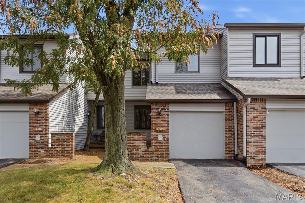 1724 Pineberry Court, Unincorporated, MO 63146