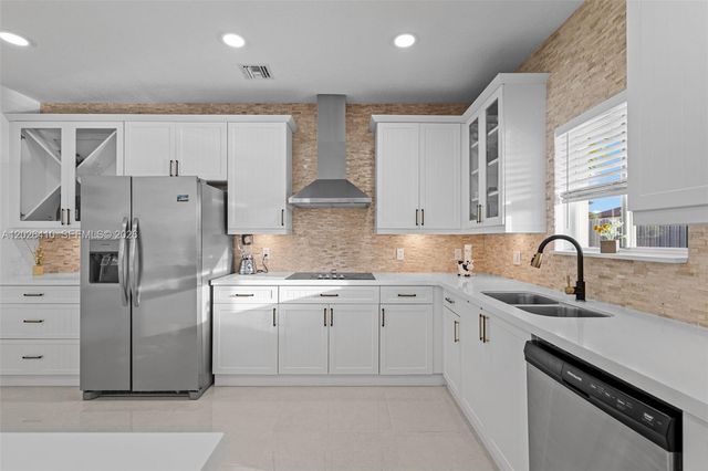1680 SW 154th Path, Miami, FL 33185