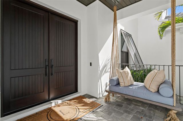 605 ONTARIO AVENUE, Tampa, FL 33606