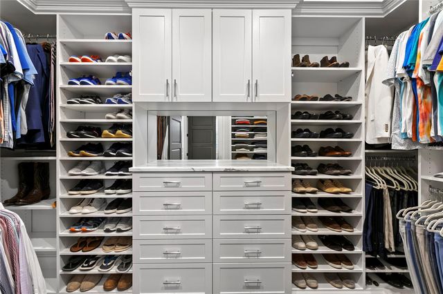 605 ONTARIO AVENUE, Tampa, FL 33606