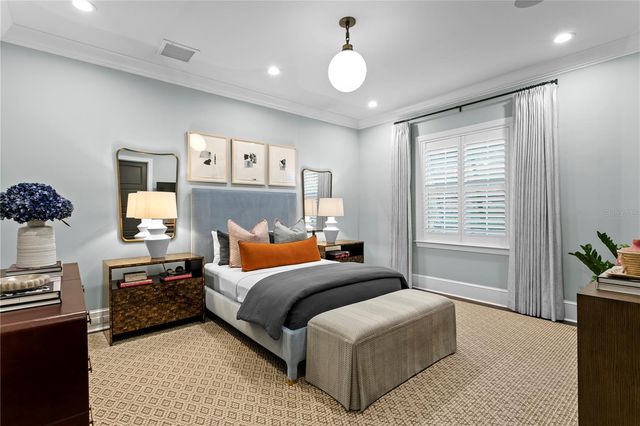 605 ONTARIO AVENUE, Tampa, FL 33606