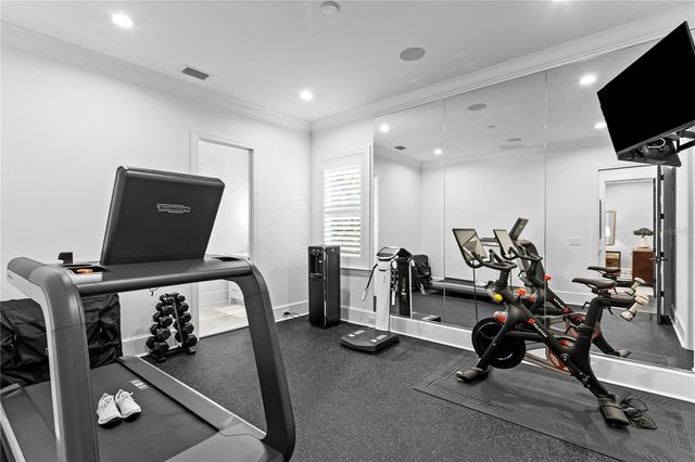 605 ONTARIO AVENUE, Tampa, FL 33606