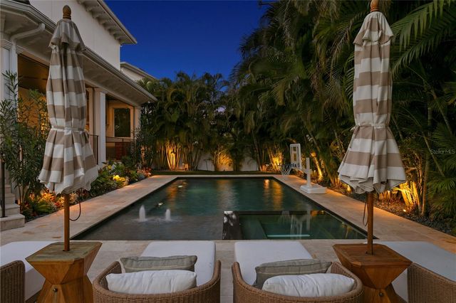 605 ONTARIO AVENUE, Tampa, FL 33606