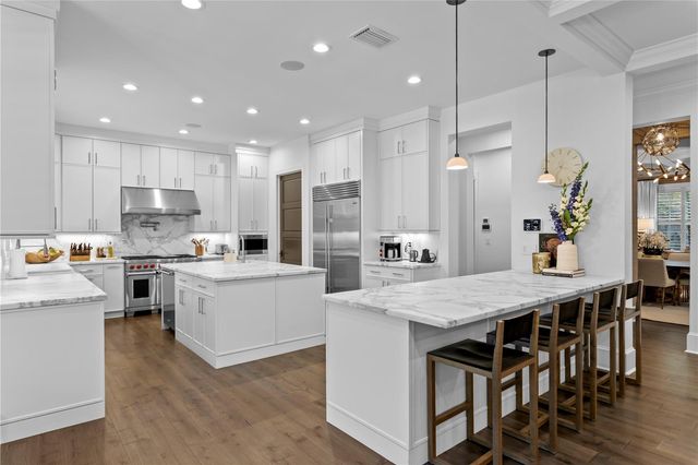 605 ONTARIO AVENUE, Tampa, FL 33606