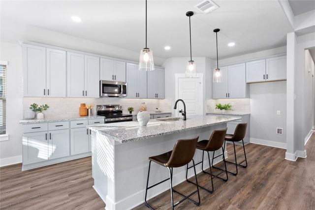 707 Escovedo Drive, Italy, TX 76651