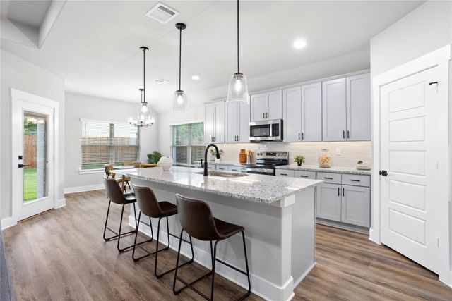 707 Escovedo Drive, Italy, TX 76651