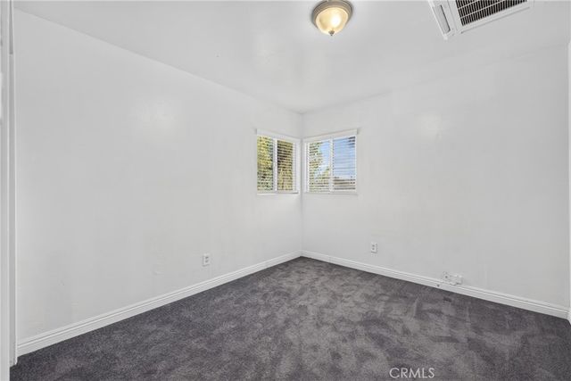 15990 Yucca Street B, Hesperia, CA 92345
