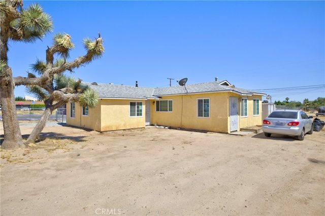 15990 Yucca Street B, Hesperia, CA 92345