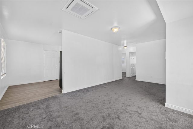 15990 Yucca Street B, Hesperia, CA 92345