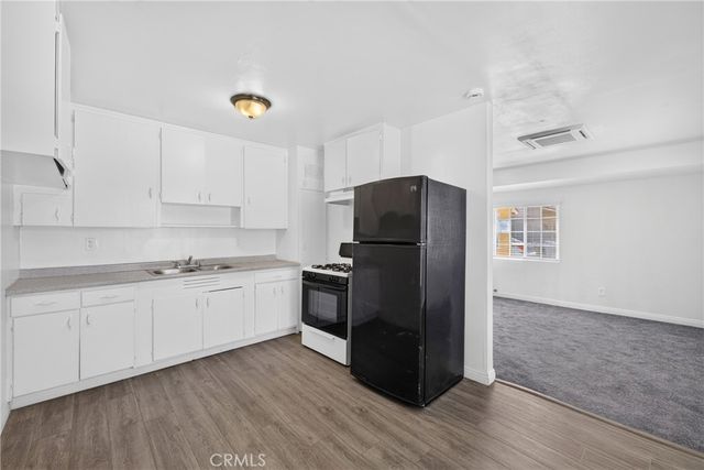 15990 Yucca Street B, Hesperia, CA 92345