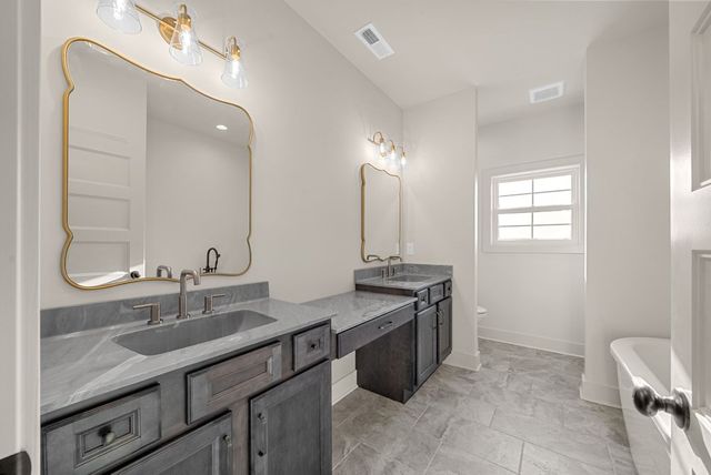 109 Lowell Way, Hopkinsville, KY 42240