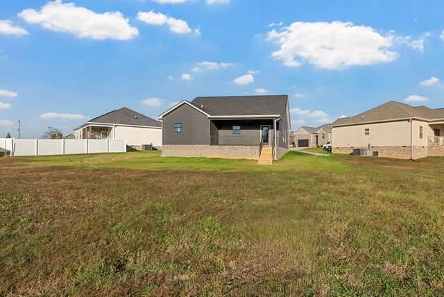 109 Lowell Way, Hopkinsville, KY 42240