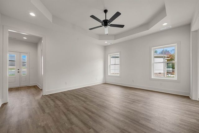 109 Lowell Way, Hopkinsville, KY 42240