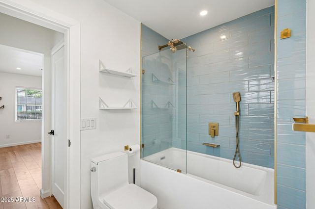 511 E CHEERY LYNN Road, Phoenix, AZ 85012