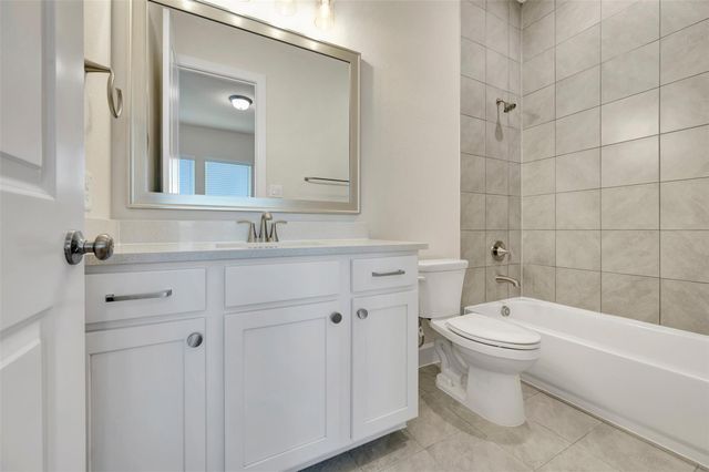 12147 Canal View Boulevard, Mont Belvieu, TX 77523