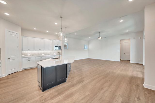 12147 Canal View Boulevard, Mont Belvieu, TX 77523