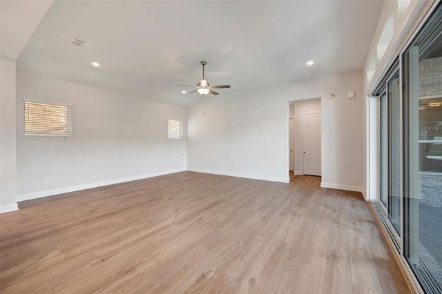 12147 Canal View Boulevard, Mont Belvieu, TX 77523