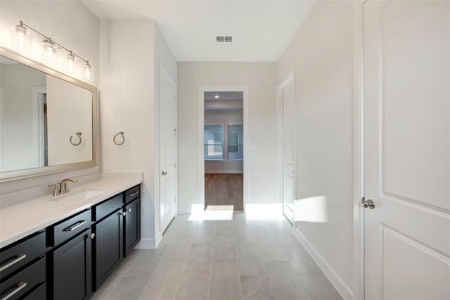 12147 Canal View Boulevard, Mont Belvieu, TX 77523