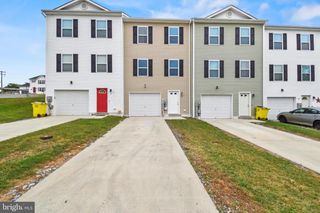 23 CROCUS CT, Martinsburg, WV 25404
