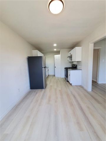 4326 Harry St, Corpus Christi, TX 78412