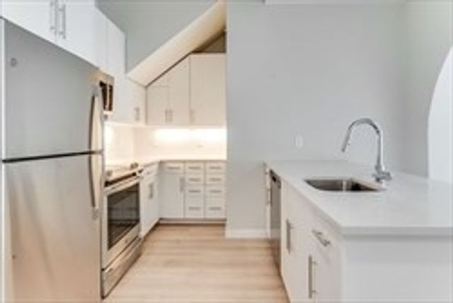 163 Chestnut 302, Chelsea, MA 02150